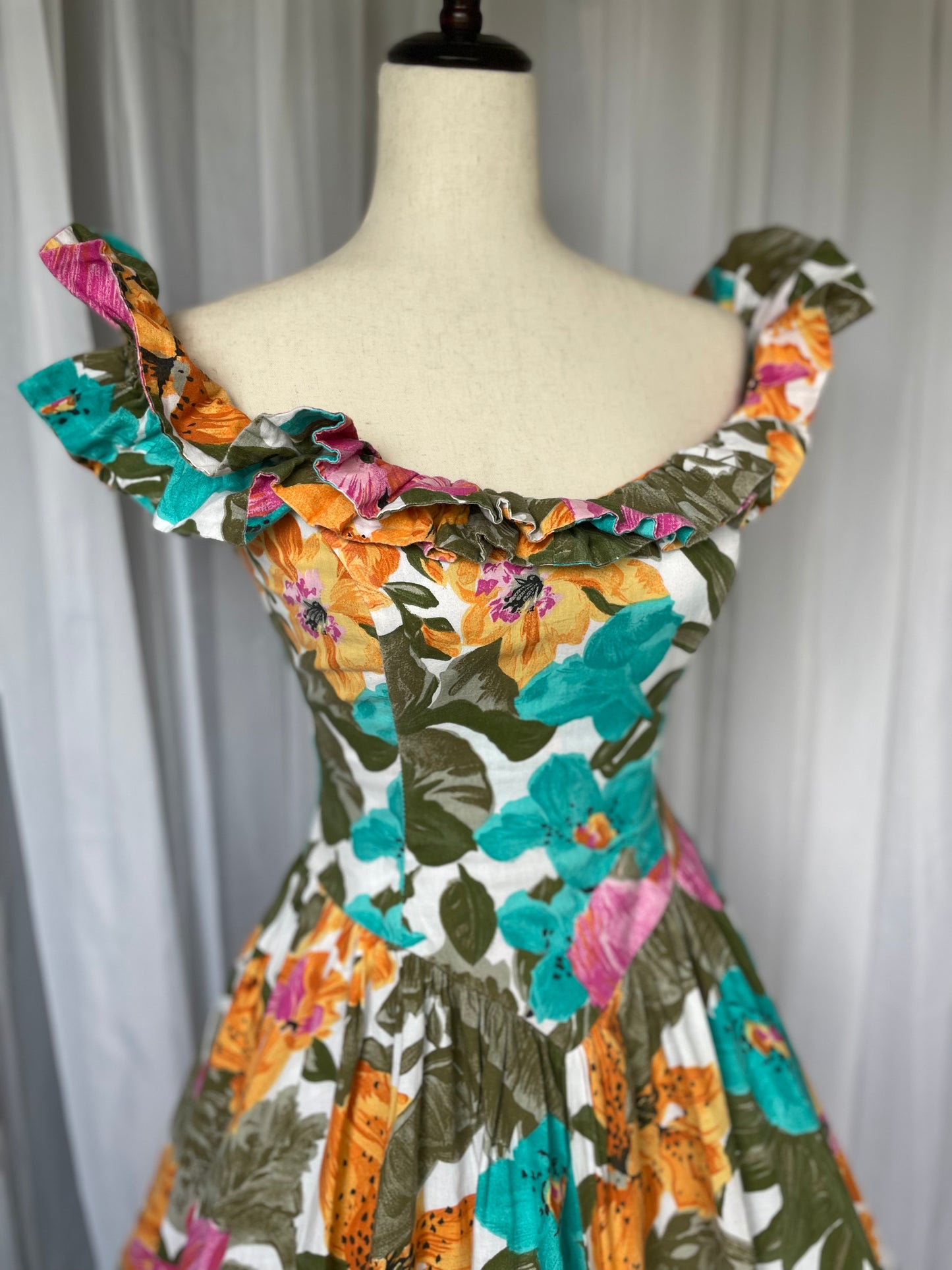 Tiger lily vintage party dress